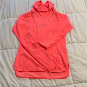 Nike • Running Top